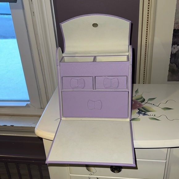 Starter Jewerly box for a little girl 💜 - Picture 5 of 6